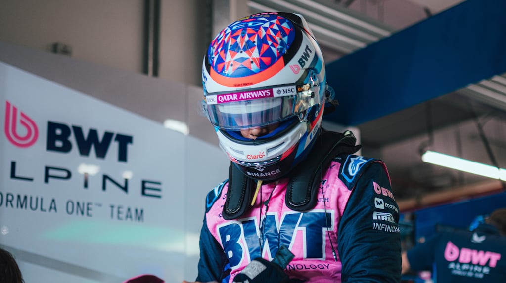 Franco Colapinto apresenta novo carro da Alpine e inicia testes de pré-temporada na F1