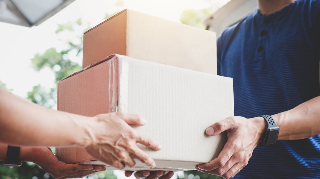 Serviço porta a porta para compras no exterior cresce 275% em 2025