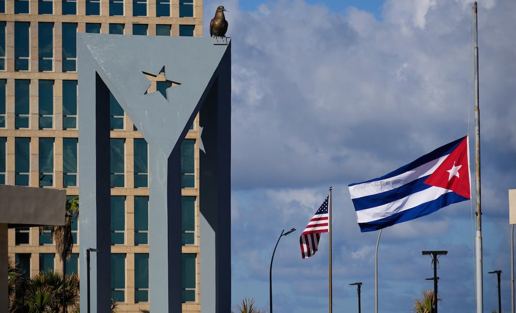 Embajadas europeas y latinoamericanas activan planes de evacuación en Cuba ante escalada de tensión